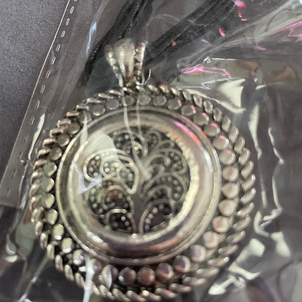 Chun fashion necklace